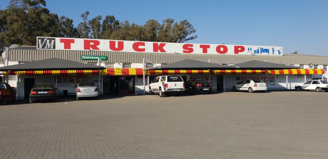 埃斯特科特 Vm Truck Stop - Shell酒店 外观 照片